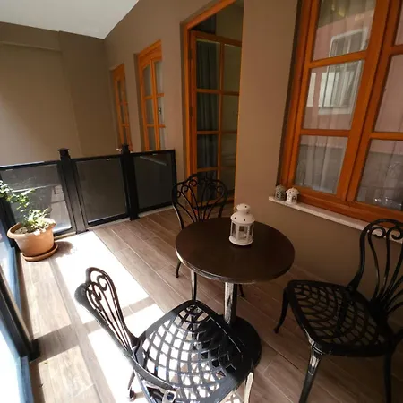 Majestik * איסטמבול