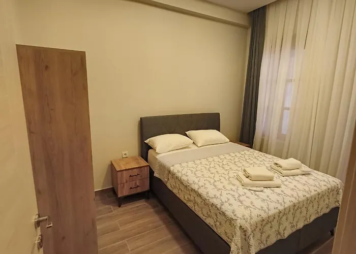 Отель Majestik *
